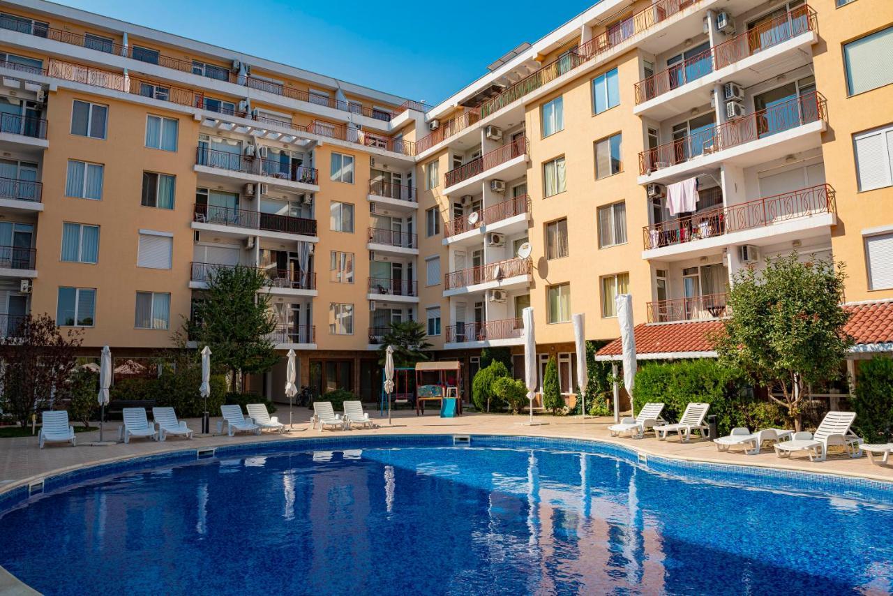 Sunny Day 1 - Menada Apartments Sunny Beach Eksteriør billede
