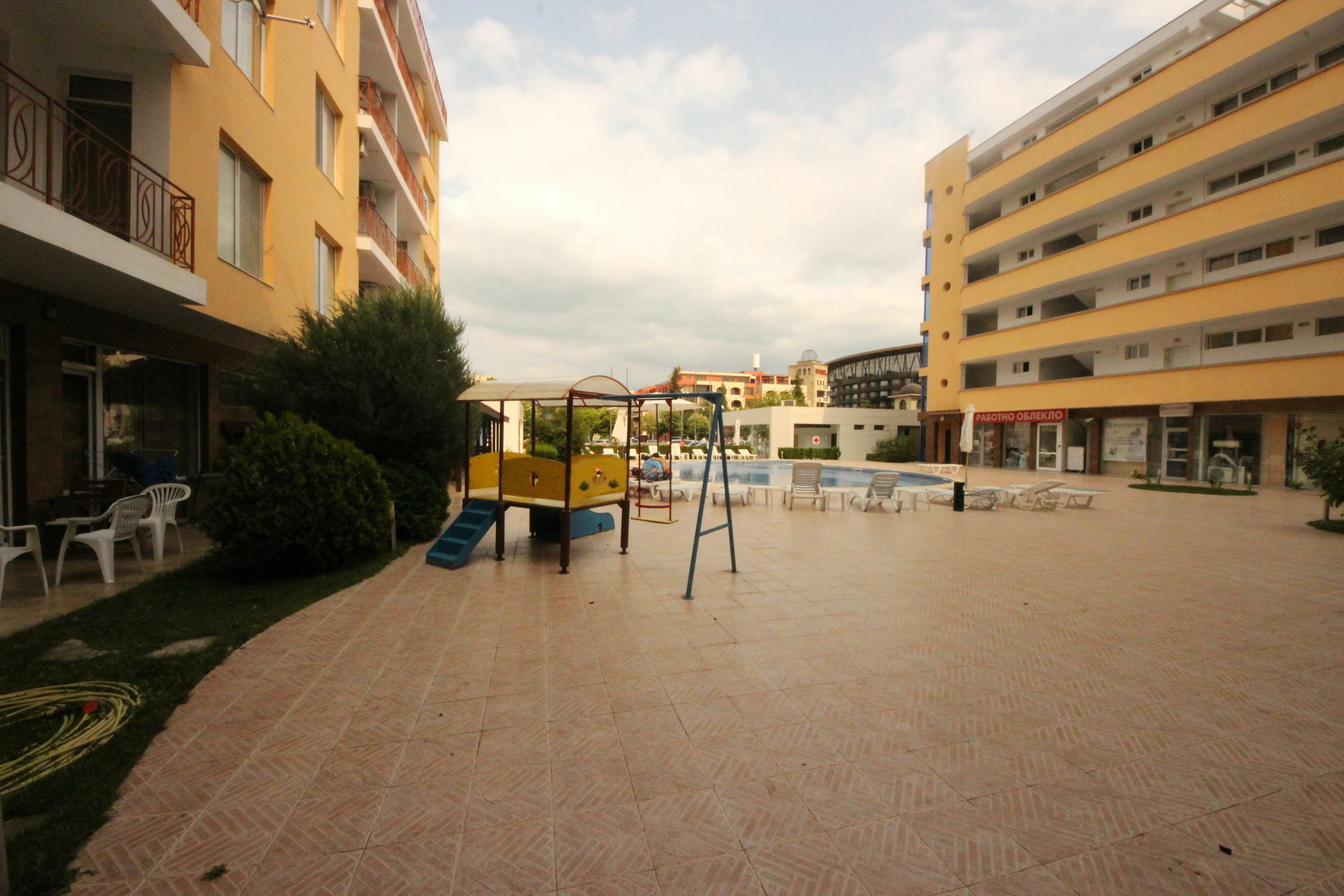 Sunny Day 1 - Menada Apartments Sunny Beach Eksteriør billede